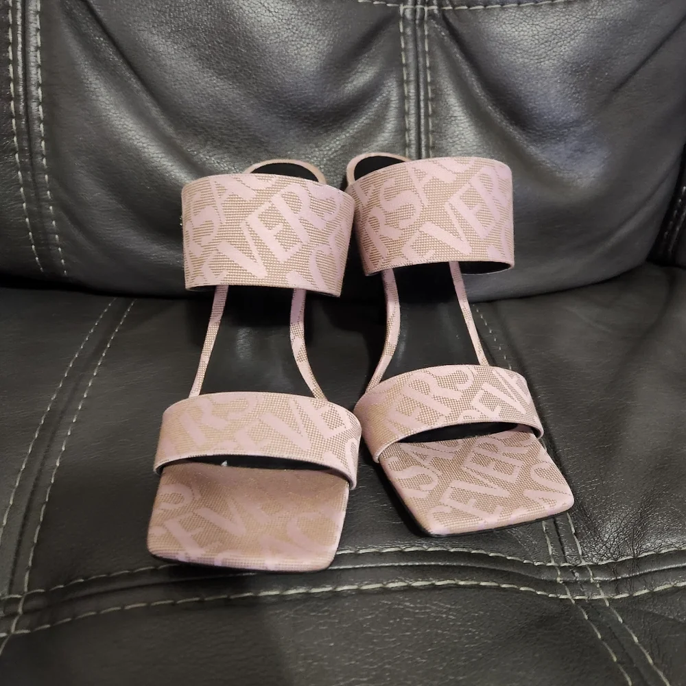 Versace Allover Logo Jacquard Pink Square Open Toe Heel NEW - Picture 10 of 11